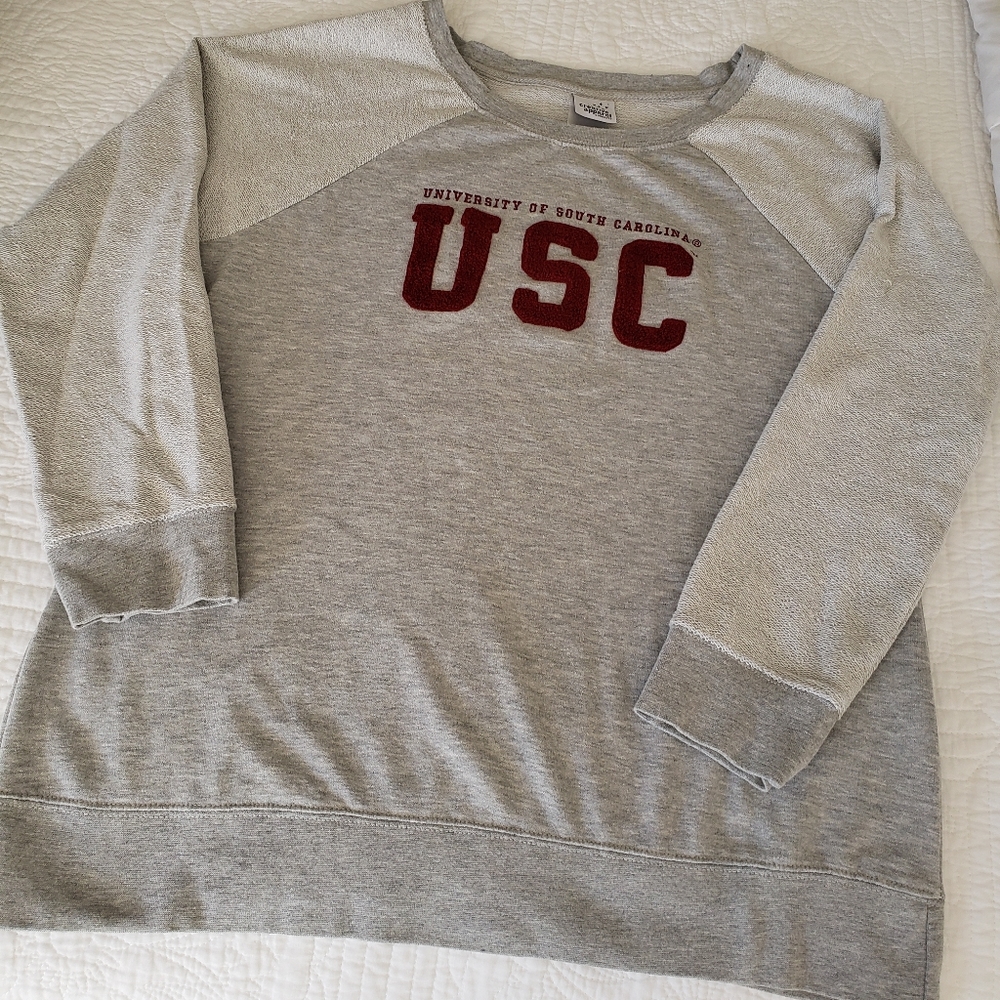 USC sweatshirt